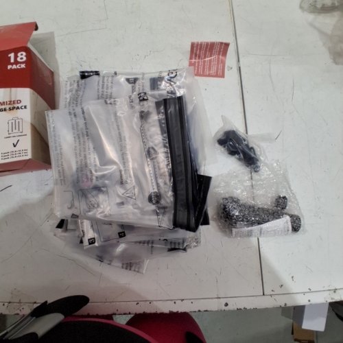 18PK SUOCO TRAVEL VACUUM BAGS - 6PC 15.8" X 15.8", 6PC 15.8" X 19.7", 6PC 15.8" X 23.6"; WITH ELECTRIC PUMP image 3