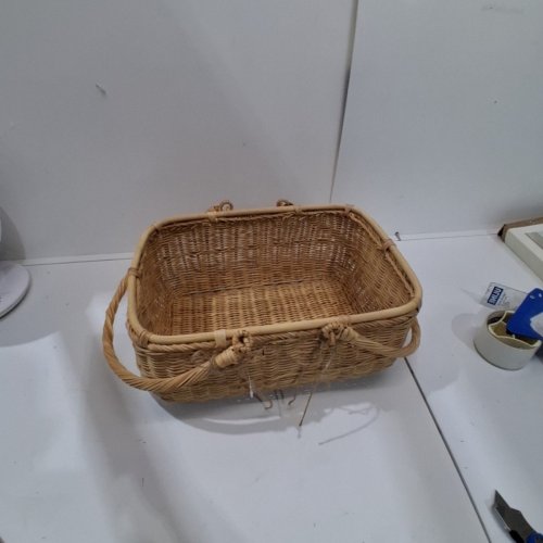 THRESHOLD WOVEN PICNIC BASKET - NATURAL image 3