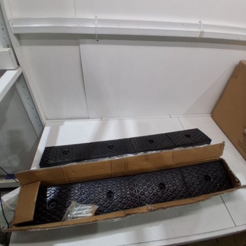 2PK RUBBER CURB RAMP - 43" X 33" - 2" RISE - BLACK (MODEL: 38659LG3) image 2