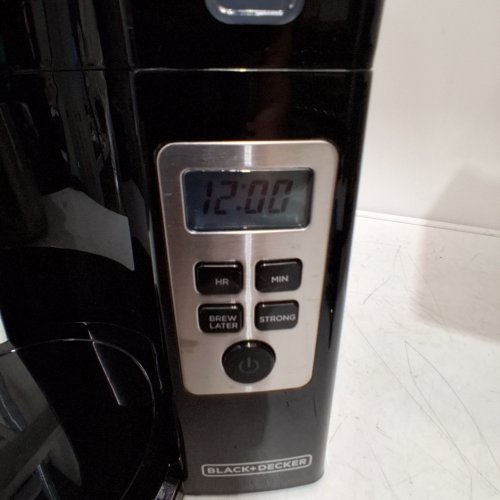BLACK AND DECKER THERMAL CARAFE PROGRAMMABLE COFFEE MAKER - 12 CUP CAPACITY - STAINLESS STEEL (MODEL: CM2046SC) image 2