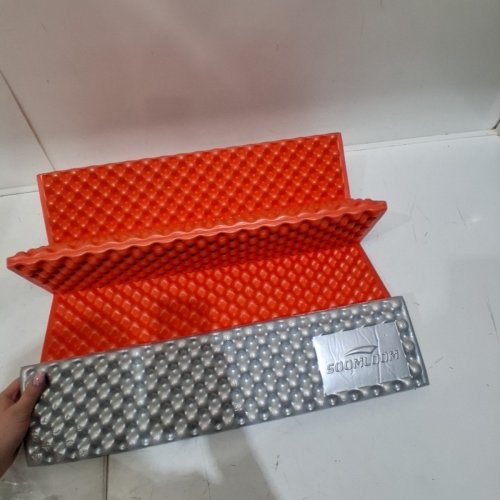 SOOMLOOM FOLDING FOAM CAMPING SLEEPING PAD - 24" X 70" - ORANGE/SILVER image 2