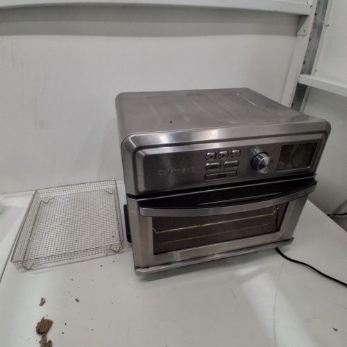 CUISINART DIGITAL AIR FRYER TOASTER OVEN - 0.6 CU.FT CAPACITY - STAINLESS STEEL (MODEL: TOA-65C) image 3