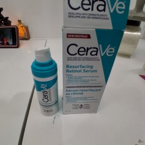 CERAVE RESURFACING RETINOL SERUM FOR POST ACNE MARKS AND SKIN TEXTURE - 30ML image 2