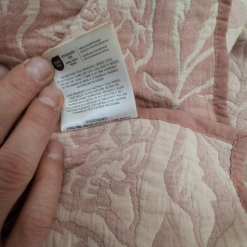 FLORAL QUILTED BEDSPREAD -KING- BLUSH PINK AND IVORY image 2
