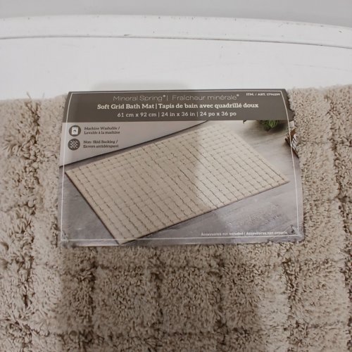 MINERAL SPRING SOFT GRID BATH RUG -24" X 36" - TAN image 3