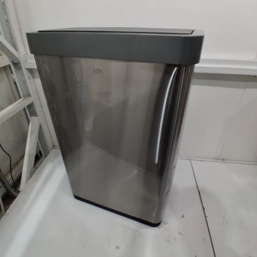 EKO MIRAGE BATTERY POWERED TOUCHLESS SENSOR AUTO-OPEN WASTE BIN - 80L/21.1GAL - SILVER image 2