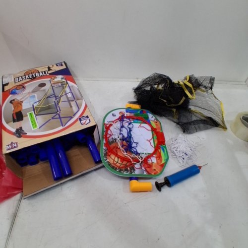 CHILDRENS INDOOR MAGIC SHOOT BASKETBALL BOARD- 50" X 26 X 13 - BLUE/YELLOW - (MODEL:ZG270-29) image 2