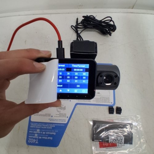 TYPE S T402 4K DUAL DASHCAM WITH AI-POWERED DRIVER ASSISTANCE - 1080P/32G MICROSD - BLACK (MODEL: T402) image 2