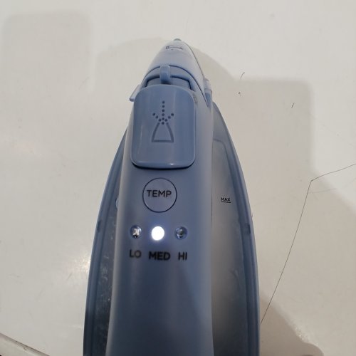 BLACK+DECKER EASY TO USE STEAM IRON - BLUE (MODEL:IR2024-0ADC) image 2