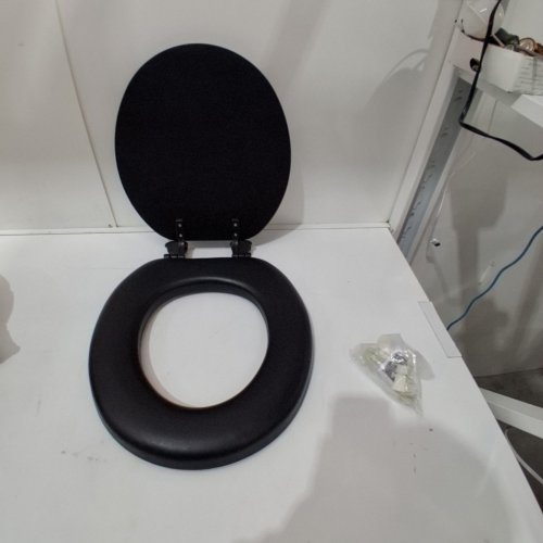MAYFAIR BY BEMIS SOFT ROUND TOILET SEAT - 15.8" - BLACK (MODEL: 815EC 047) image 2