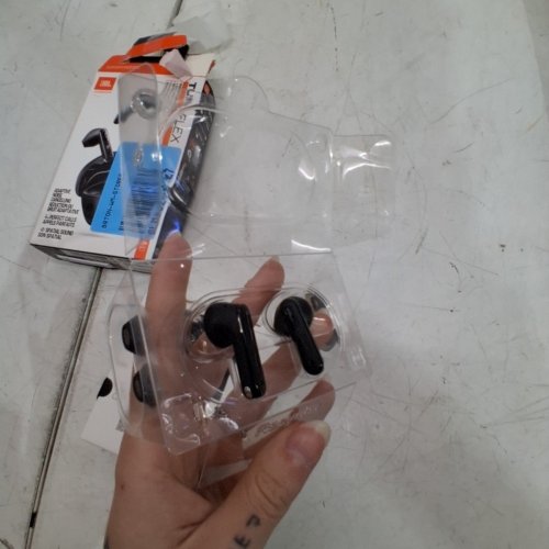 JBL BY HARMAN TUNE FLEX - TRUE WIRELESS NOISE CANCELLING IN EAR HEADPHONES WITH 32 HOUR PLAYBACK TIME - BLACK (MODEL: JBLTFLEXBLKAM) image 4