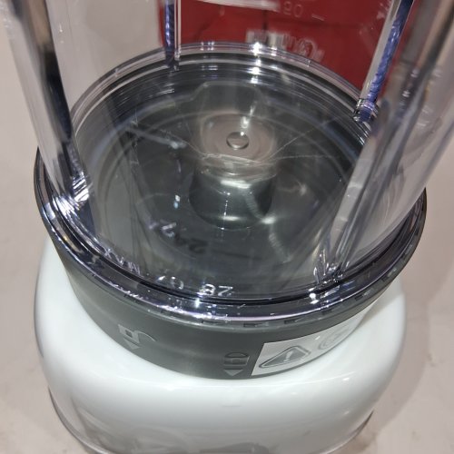 STARFRIT ELECTRIC PERSONAL BLENDER - WHITE image 2