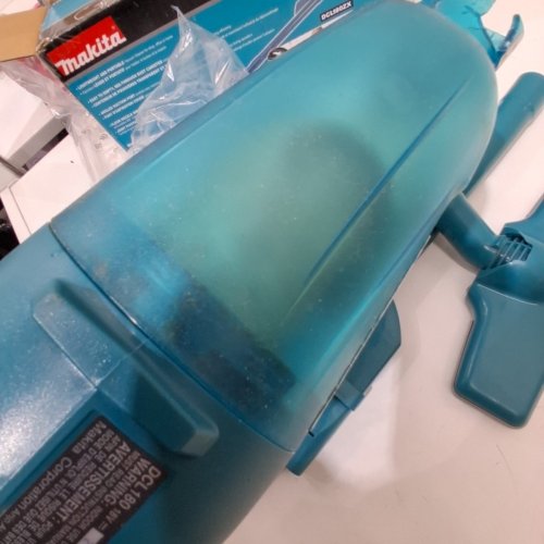 MAKITA LXT CORDLESS VACUUM CLEANER *TOOL ONLY* - 18V/46CFM/3.6KPA - 650ML CAPACITY - BLUE (MODEL: DCL180ZX) image 4