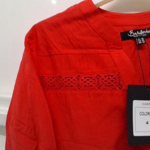 WOMEN'S BARILOCHE LACE-TRIM BUTTON-UP BLOUSE - SMALL / MEDIUM - 38 - RED (STYLE : CASPE) image 3