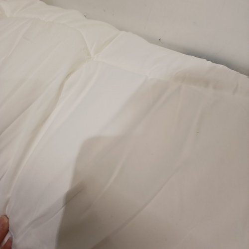 MELLOW CLASSIC CLOUD SOFT COMFORTER - 90" X 90"- WHITE image 3