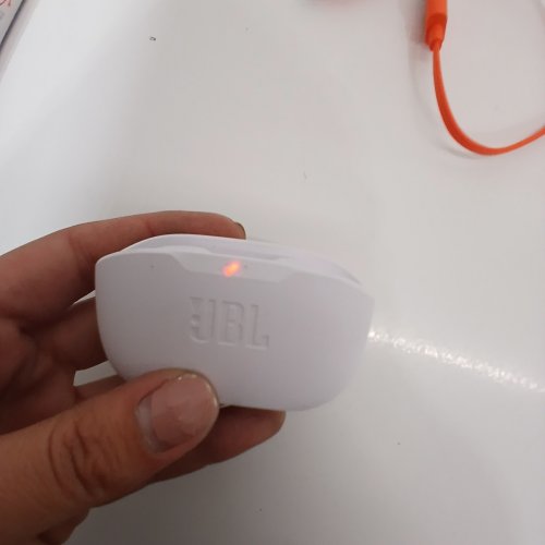 JBL VIBE BUDS 2 WITH SMART AMBIENT AND ACTIVE NOISE CANCELLING - WHITE (MODEL: JBLVBUDS2WHTAM) image 2
