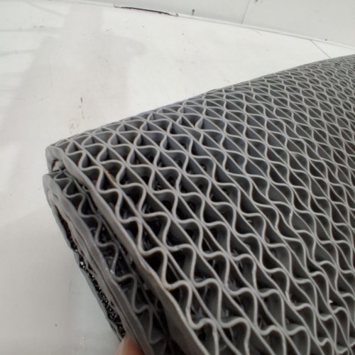 PVC NON-SLIP DRAINAGE FLOOR MAT - 3FT X 10FT X 0.22'' - GREY image 3