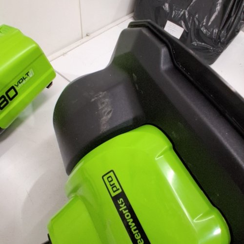 GREENWORKS PRO CORDLESS SNOW SHOVEL - 80V - 12" - GREEN *TOOL ONLY* (MODEL: 2601202) image 3