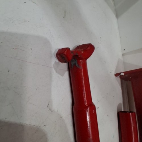 VEVOR PORTABLE MANUAL HAND BEAD BREAKER TIRE CHANGER/MOUNTING TOOL FOR GARAGE OR HOME - FOR 8" TO 16" TIRES - RED (MODEL: LTCZ-B) image 6
