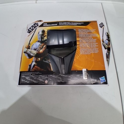 3PC KIDS HASBRO STAR WARS THE MANDALORIAN BOUNTY HUNTER BUNDLE, DARKSABER, MASK & ACTION FIGURE - GRAY / BLACK (ITEM: 60431) image 4