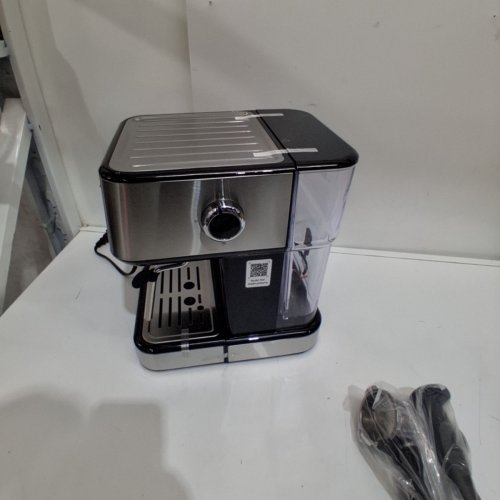CHEFMAN CRAFTBREW 15-BAR PUMP DIGITAL ESPRESSO MAKER WITH STEAM WAND FOR LATTE & CAPPUCCINO - 1.5L - BLACK / SILVER (MODEL: RJ54-SS-15-D-AM) image 6