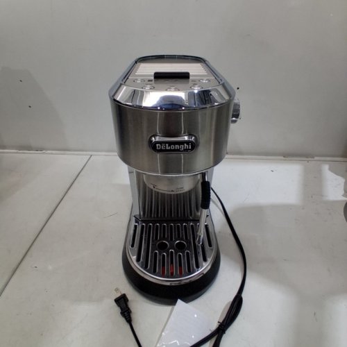 DE'LONGHI DEDICA MAESTRO PLUS ESPRESSO MACHINE WITH AUTOMATIC STEAM WAND - STAINLESS STEEL - (MODEL:EC900M) image 4