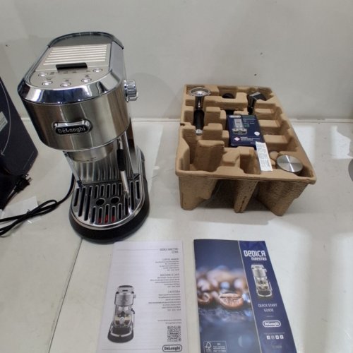 DE'LONGHI DEDICA MAESTRO PLUS ESPRESSO MACHINE WITH AUTOMATIC STEAM WAND - STAINLESS STEEL - (MODEL:EC900M) image 11