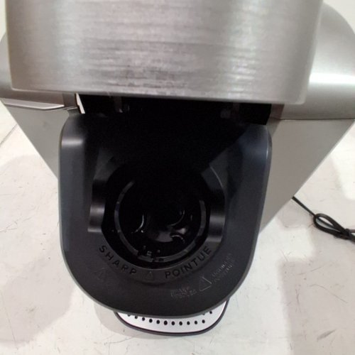 KEURIG K-ELITE SINGLE SERVE K-CUP COFFEE MAKER WITH ICED BREW FUNCTION - 75OZ. RESERVOIR - BLACK/BRUSHED SILVER (MODEL: K90) image 7