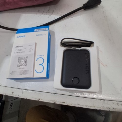 ANKER 321MAGGO POWER BANK WITH POWERCORE 5 K - 19+ HOURS - BLACK (MODEL: A1616011) image 6