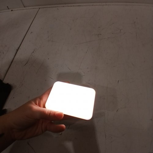 ANAUTIN RECHARGEABLE CLIP-ON SELFIE VIDEO LIGHT - 7 LIGHT MODES - 2500K-6500K - BLACK (MODEL: D6) image 2