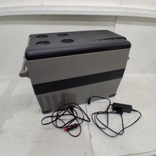 EUHOMY PORTABLE ELECTRIC COOLER WITH CAR PLUG - 27.2" X 13.6" X 17.7" - GREY/BLACK (MODEL: ‎CF001-45GR-CAEH) image 3