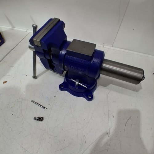 IRWIN TOOLS RECORD LIGHT DUTY WORKSHOP VISE, 5" BLUE (MODEL: 4935505) image 2