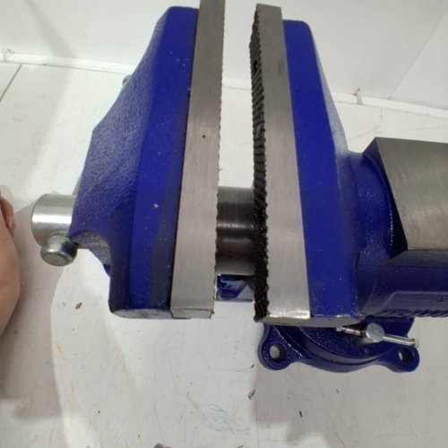 IRWIN TOOLS RECORD LIGHT DUTY WORKSHOP VISE, 5" BLUE (MODEL: 4935505) image 3