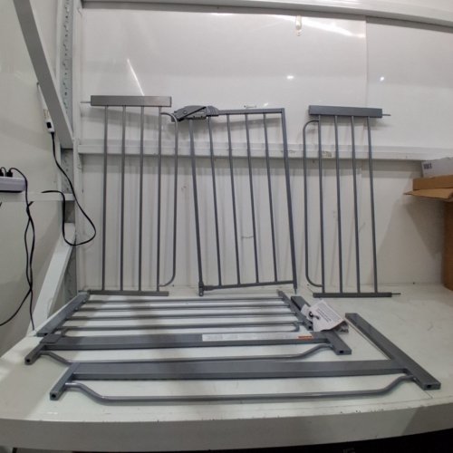 REGALO EASY-STEP METAL WALK-THROUGH SAFETY GATE - 30" X 29FT' - 38.5FT' - GREY (MODEL: 1160DS) image 2