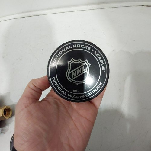NHL OFFICIAL VEGAS GOLDEN KNIGHTS VS WINNIPEG JETS APRIL 13 2026 WARM-UP PUCK - BLACK image 3