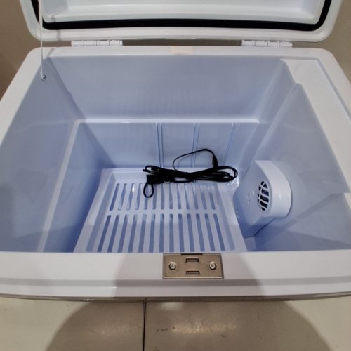 KOOLATRON PORTABLE COOLER FOR CAR, CAMPING, TRAVEL - 45 QT - 12V - GREY (MODEL: P95 AZ) image 3