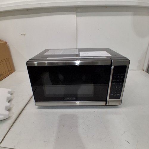 BLACK + DECKER DIGITAL PUSH BUTTON DOOR MICROWAVE OVEN - 700W - BLACK/STAINLESS STEEL (MODEL: EM720CB7-P) image 3