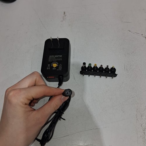 UNIVERSAL AC/DC ADAPTER WITH 6 PORTS - 3V/4.5V/5V/6V/7.5V/9V/12V ADJUSTABLE - BLACK (MODEL: LP-1000) image 4