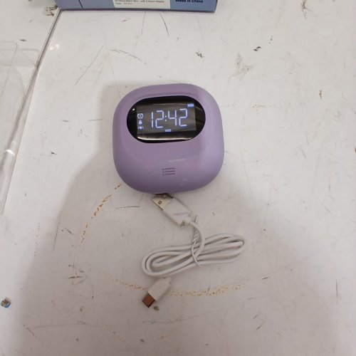 PORTABLE VIBRATING ALARM CLOCK - PURPLE image 3