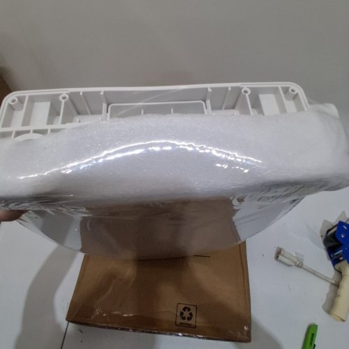 GARVEE ELONGATED SOFT CLOSE TOILET SEAT COVER / LID - 19" - WHITE (MODEL: PHO-0R8LA399) image 4