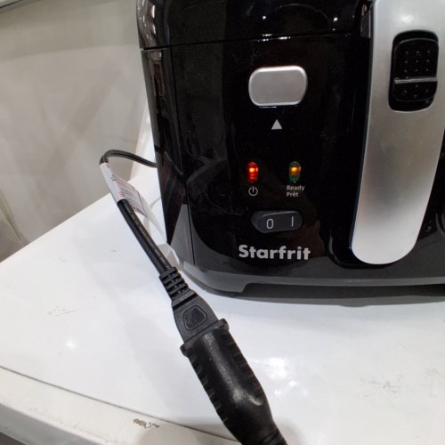 STARFRIT COMPACT DEEP FRYER - 2.5L CAPACITY - BLACK (MODEL: 024611) image 2