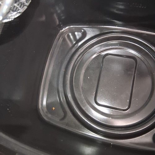 STARFRIT COMPACT DEEP FRYER - 2.5L CAPACITY - BLACK (MODEL: 024611) image 4