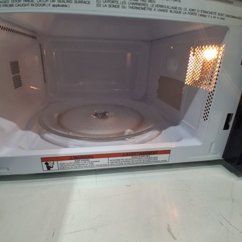 CHEFMAN COUNTERTOP MICROWAVE OVEN - 0.7 CU. FT - BLACK (MODEL: RJ55-7-V2-CA) image 5
