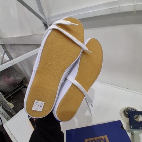 WOMEN'S KEDS CHAMPION CANVAS SNEAKERS - SIZE 5.5 - WHITE image 5