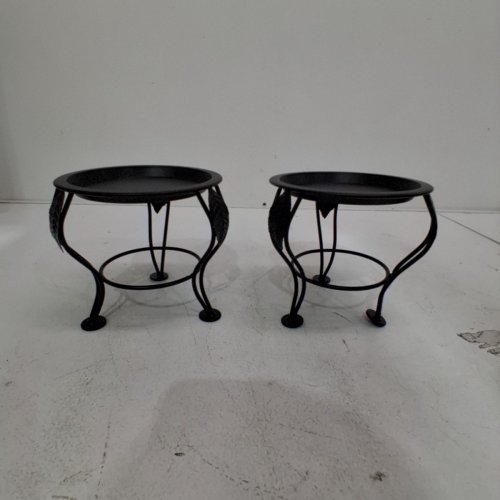 2pk DECORATIVE ROUND METAL RAISED PLANT STANDS WITH LEAF DESIGN - BLACK image 2