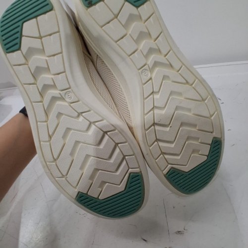 WOMEN'S HURLEY SLIP ON SHOES - SIZE 6 - BEIGE/MULTICOLOR - (STYLE: 5566706) image 3