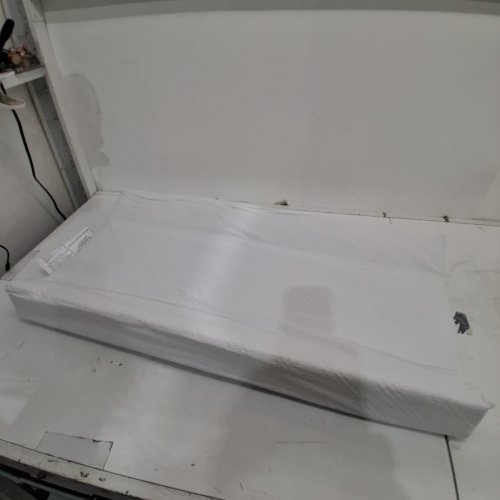 GRACO PREMIUM CONTOURED CHANGING PAD - 16" X 32" - WHITE (MODEL: 06810-500-DL) image 2