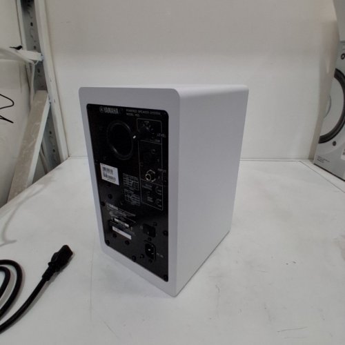 YAMAHA 5" POWERED STUDIO MONITOR SPEAKER - 70W - WHITE (MODEL: HS5) image 4