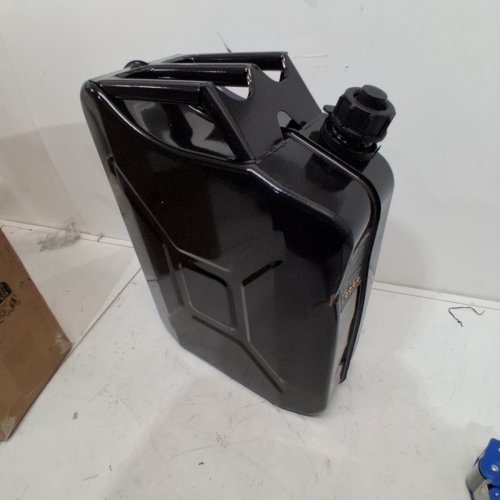 VEVOR PORTABLE FUEL TANK - 5.3 GAL / 20 L - BLACK (MODEL: YOILP3001) image 3