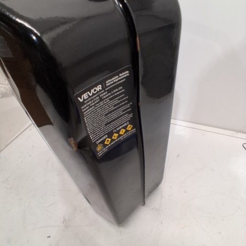 VEVOR PORTABLE FUEL TANK - 5.3 GAL / 20 L - BLACK (MODEL: YOILP3001) image 4